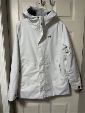 Under Armour White Women’s Hooded Ski Jacket